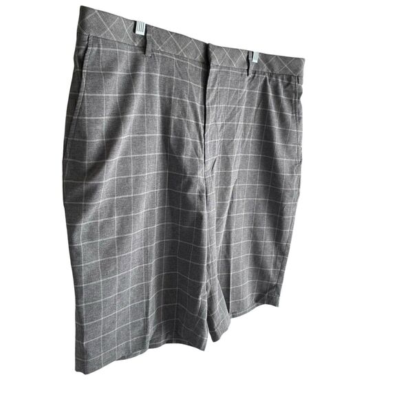 Walter Hagen Shorts Mens 40 Performance Golf Grip Waist Flat Front 10" Inseam - Picture 2 of 8